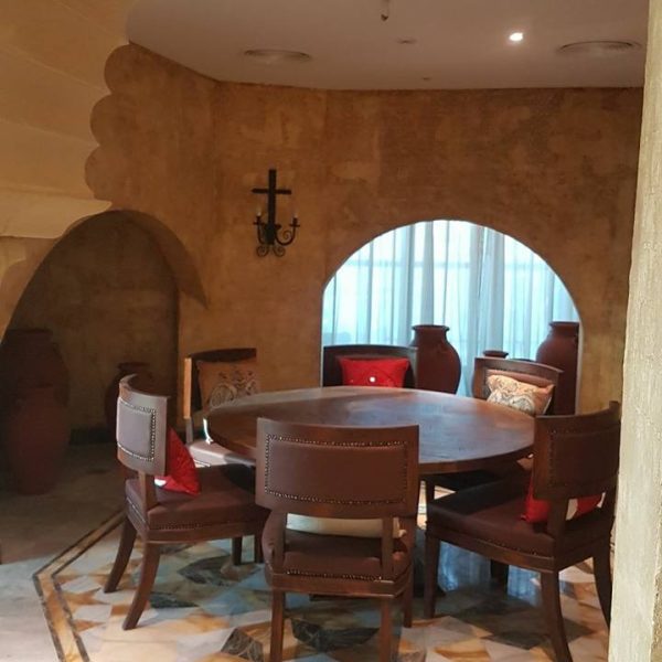 Resturent Interior decor in dubai