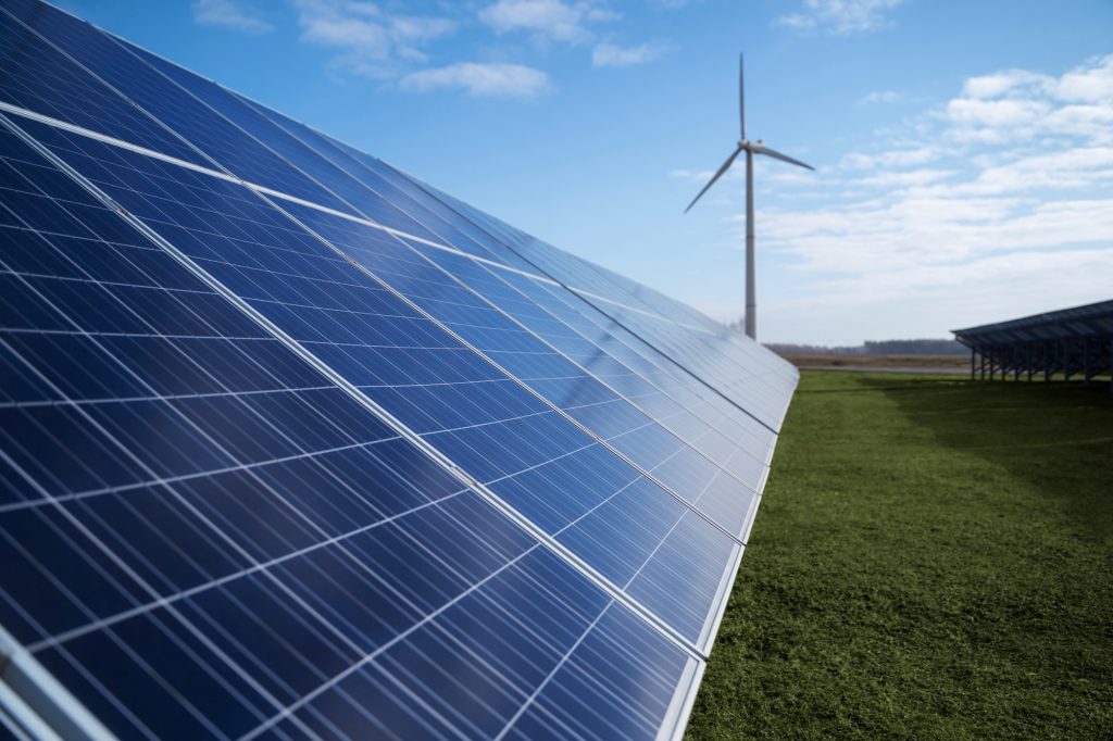 solar panels approvals in Dubai